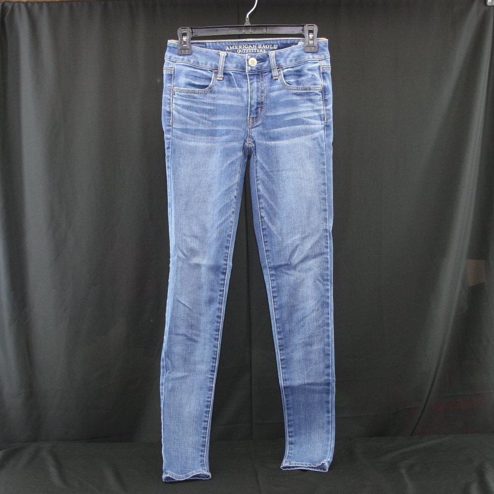 Womans American Eagle Jeggings
